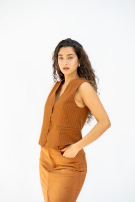 Chaleco Rayas - Camel
