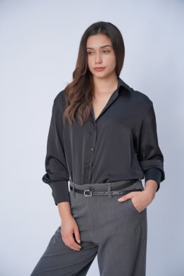 Blusa Satinada - Negro