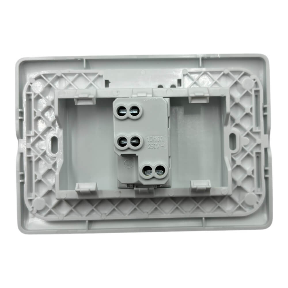 Enchufe Simple 10A 250V 19162