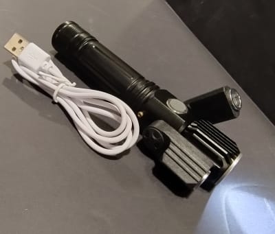 Luz Electric Torch Delantera