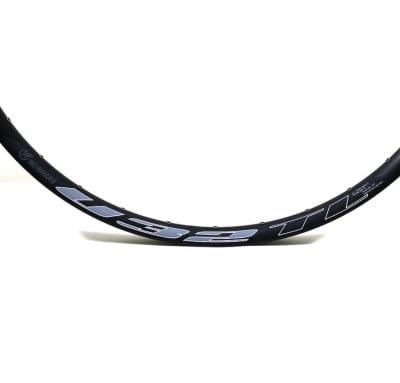 Llanta Weinmann 27.5 U32 TL Negra 32h F/V