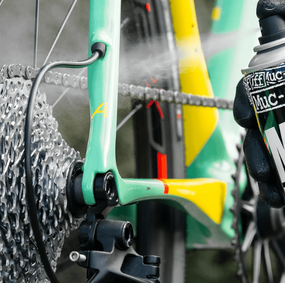 LUBRICANTE MUC-OFF MO94 400 ML MUC-OFF (934)2