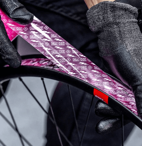 CINTA TUBELESS RIM 10M MUC-OFF (19MM)3