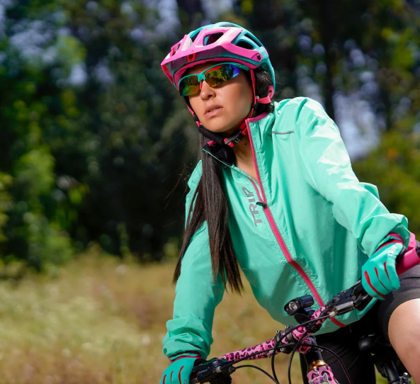 CORTAVIENTO TRIP TURQ/PINK TALLA L3