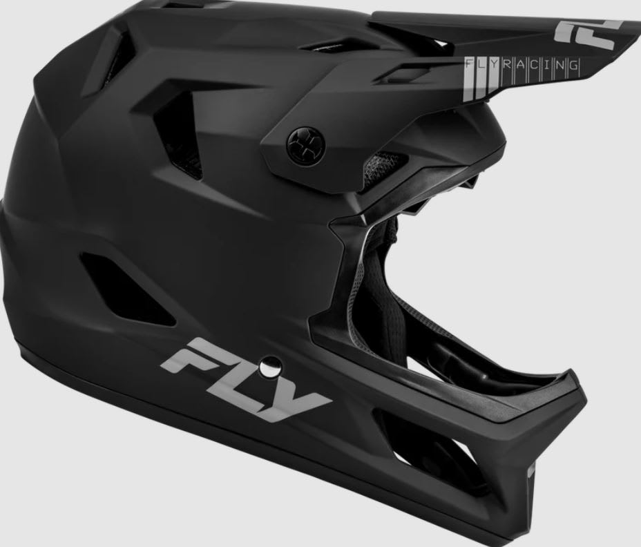 RAYCE HELMET MATTE BLACK XL (61-62 cms)2