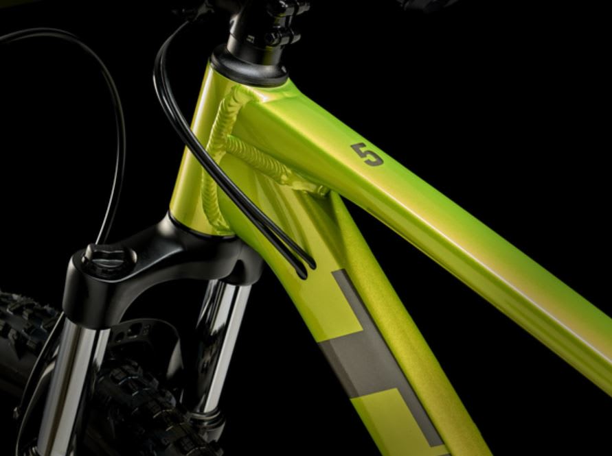 Bicicleta MTB Trek Marlin 5 Gen 3 Verde 2025 POWER SURGE ARO 29 TALLA M6