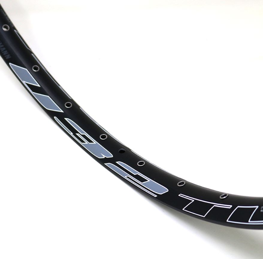 Llanta Weinmann 27.5 U32 TL Negra 32h F/V2