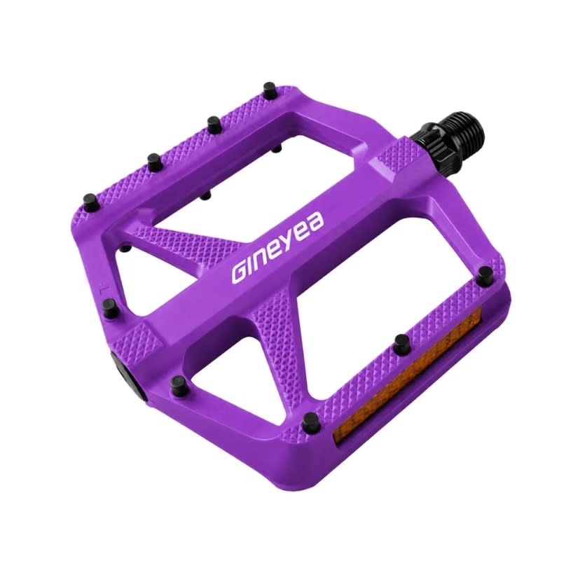 PEDAL M.T.B RESINA PLATAFORMA SELLADO PURPURA1