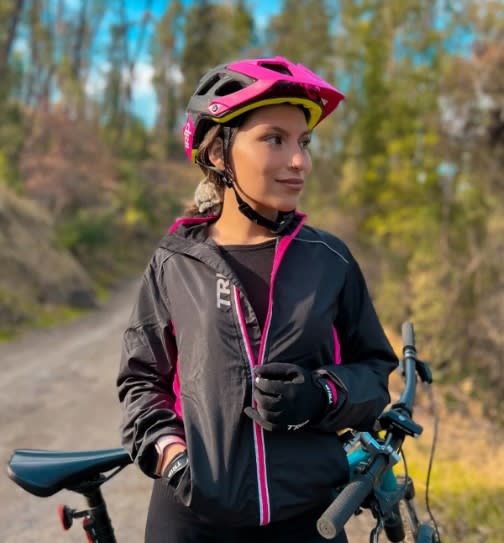 CASCO TRIP ENDURO EUPHORIA BLACK/PINK L/XL5