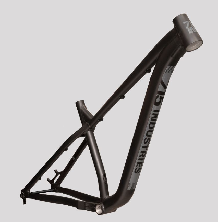 CUADRO 715 IND ENDURO HT 29er V3 BLACK1