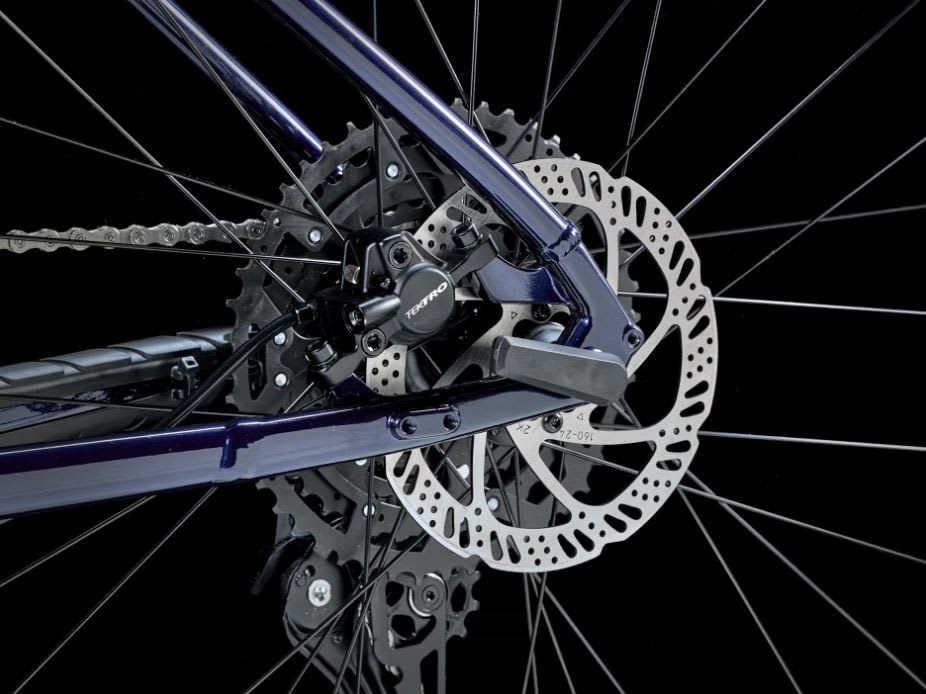 BICICLETA TREK MARLIN 6 GEN 3 RAGE RED TO DEEP DARK BLUE FADE 29 XL7