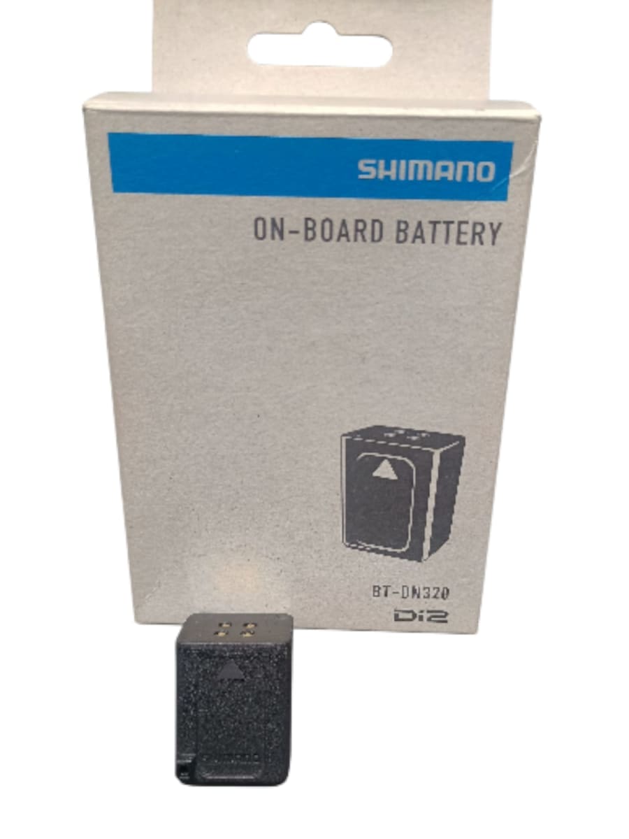 Set Shimano Deore DI2 6250 Shifter, Cambio, Batería y Cargador2