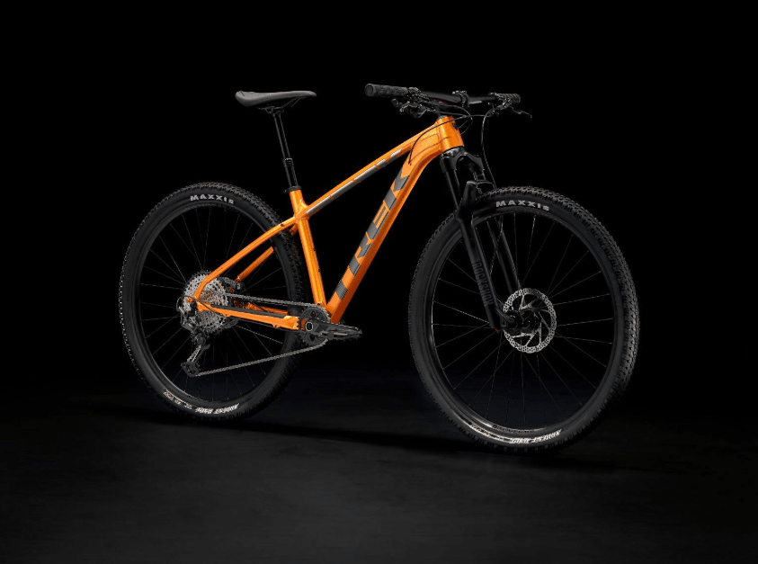 X CALIBER 9 NARANJA L2
