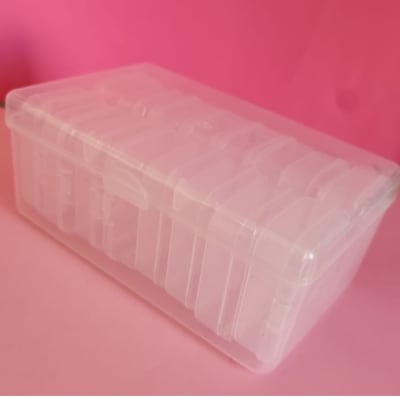 ENVASE PLASTICO 7x17x11CM con 16 Cajitas de 2x6x4cm
