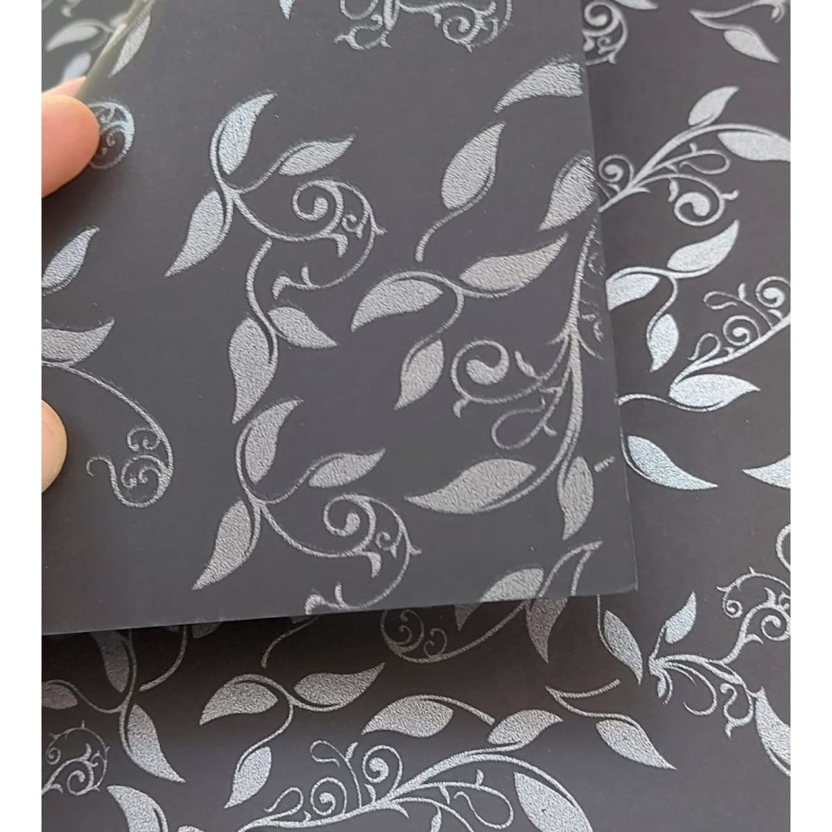 Cartulina Fina Decorada Garden - 220 g/m² - Doble Cara con Estampado Metálico2