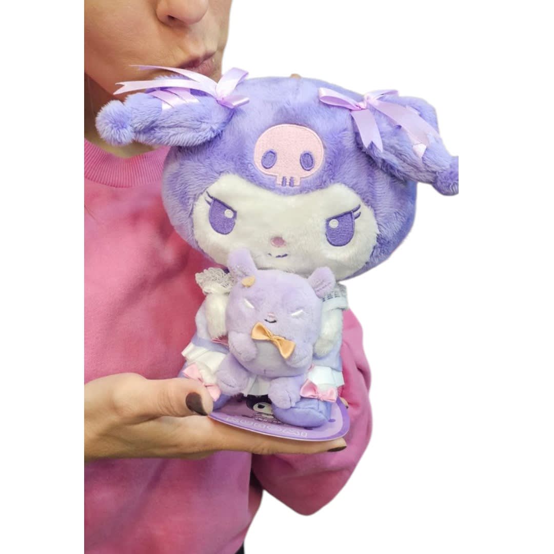 Peluche Kuromi 22cm Serie Dainty Doll Sanrio Original3