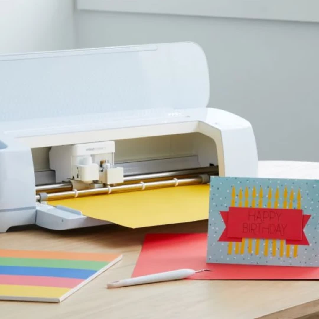 Cricut Maker 37