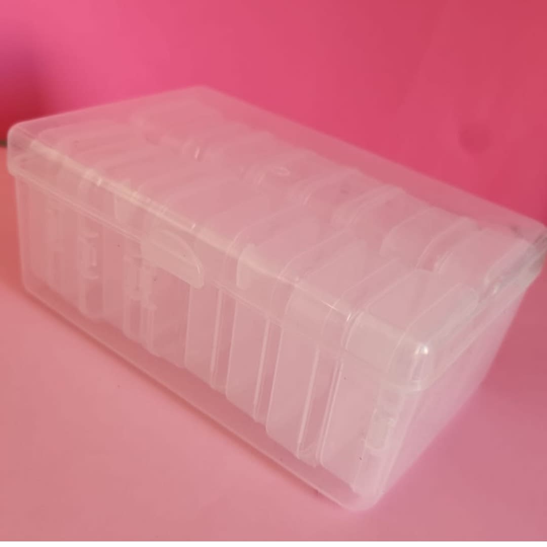 ENVASE PLASTICO 7x17x11CM con 16 Cajitas de 2x6x4cm1