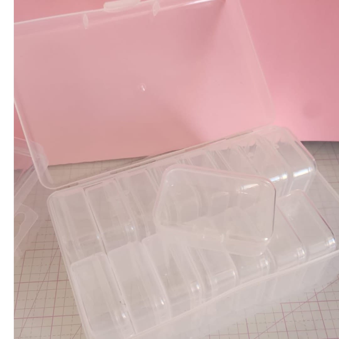 ENVASE PLASTICO 7x17x11CM con 16 Cajitas de 2x6x4cm6