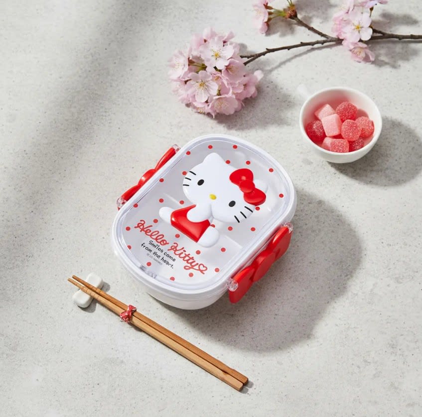 Hello Kitty Smiles Bento Lunch Box2
