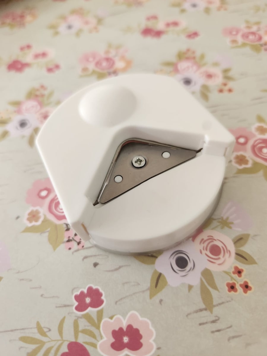 Cortador de Esquina Chico Blanco3