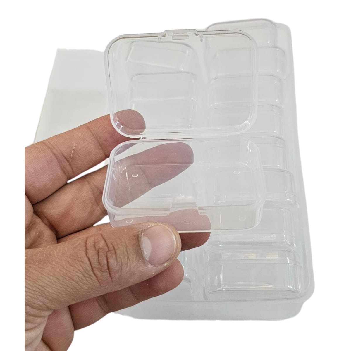 ENVASE PLASTICO 7x17x11CM con 16 Cajitas de 2x6x4cm4