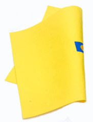 Trapero Sintético Amarillo Con Ojal