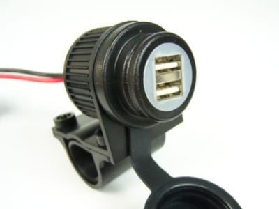 ADAPTADOR 2 USB (CON CABLEADO)