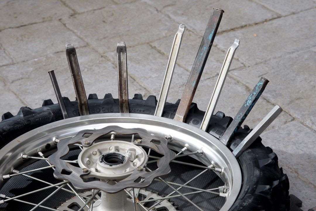 XIAOMI - COMPRESOR DE AIRE - XIAOMI MJCQB05QJ gris 5V PORTATIL10