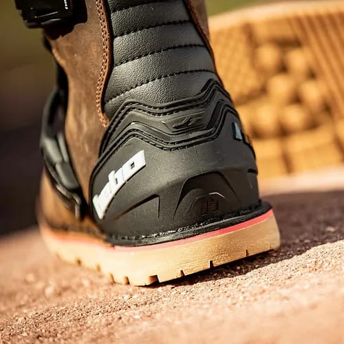 BOTAS CUERO TECHNICAL6