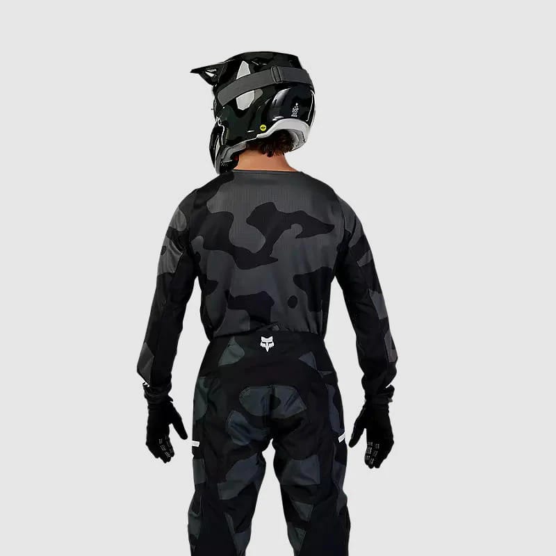 POLERA 180 BNKR CAMO NEGRO5