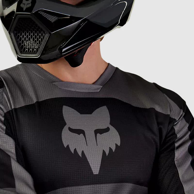 POLERA 180 NITRO GRIS OSCURO4