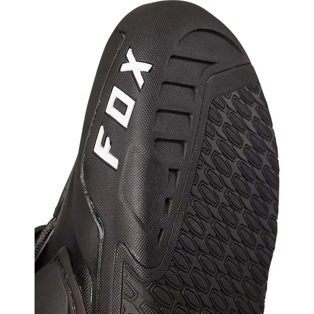 BOTA INSTINCT NEGRO9