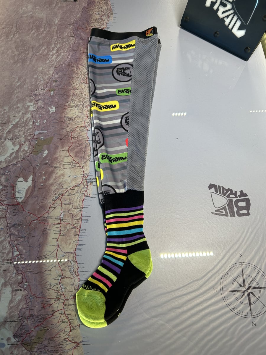 BIGTRAIL - CALCETIN THE LINES VERDE2