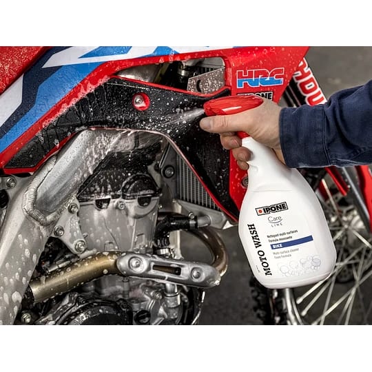 MOTO WASH LIMPIADOR MULTISUPERFICIES2