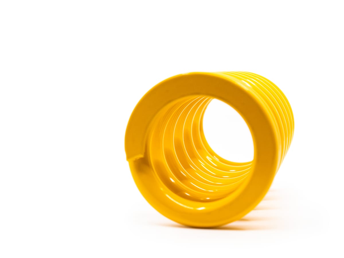 RESORTE TRASERO TENERE 7004