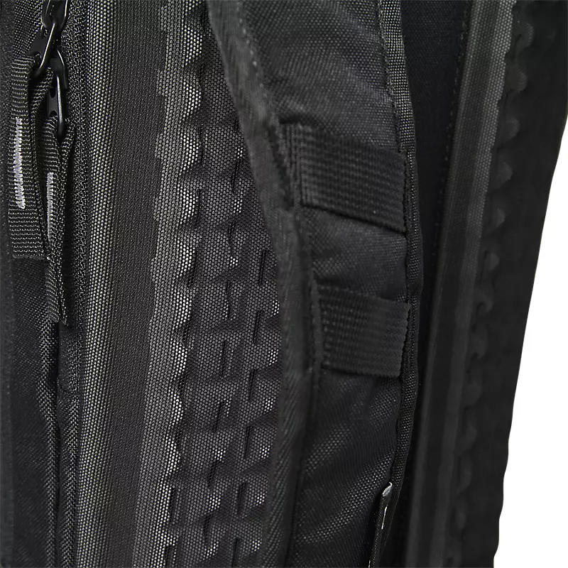 MOCHILA HIDRATACION UTILITY MEDIUM NEGRO5