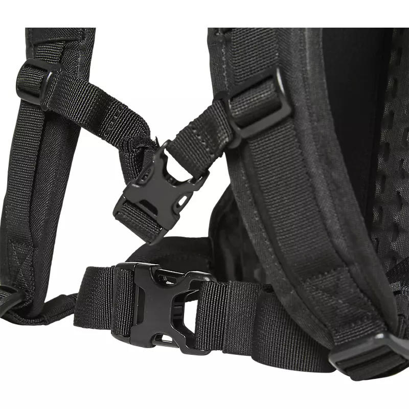 MOCHILA HIDRATACION UTILITY SMALL NEGRO4