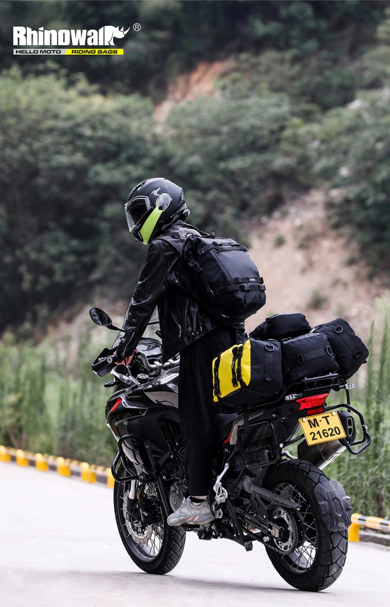 BOLSO DE ASIENTO TRASERO AMARILLO 10LT5