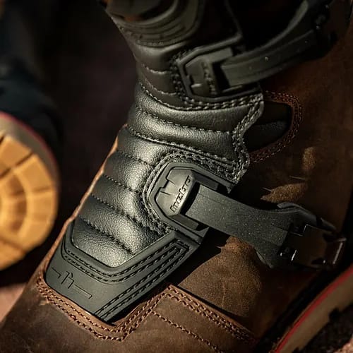 BOTAS CUERO TECHNICAL2