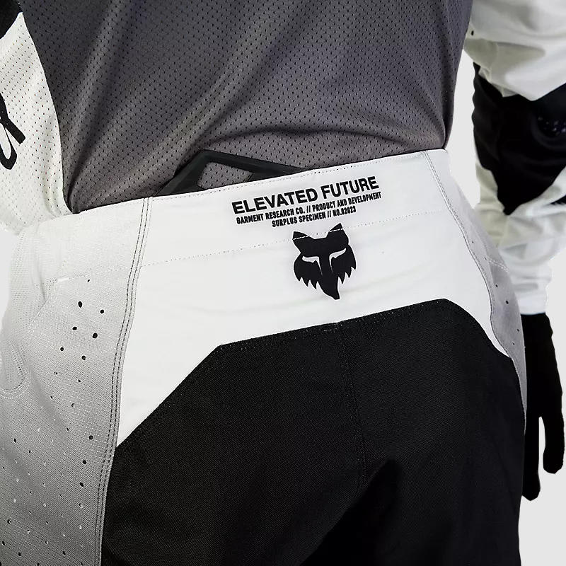 PANTALON 360 REVISE NEGRO/BLANCO3