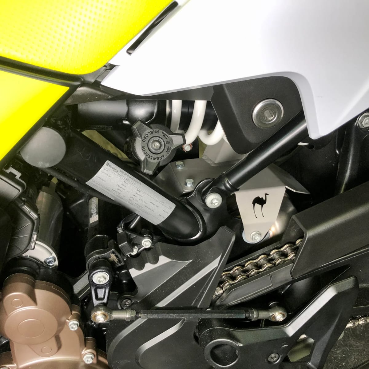 NORDEN AISLADOR DE CALOR SHOCK KTM 790/890 BLACK5