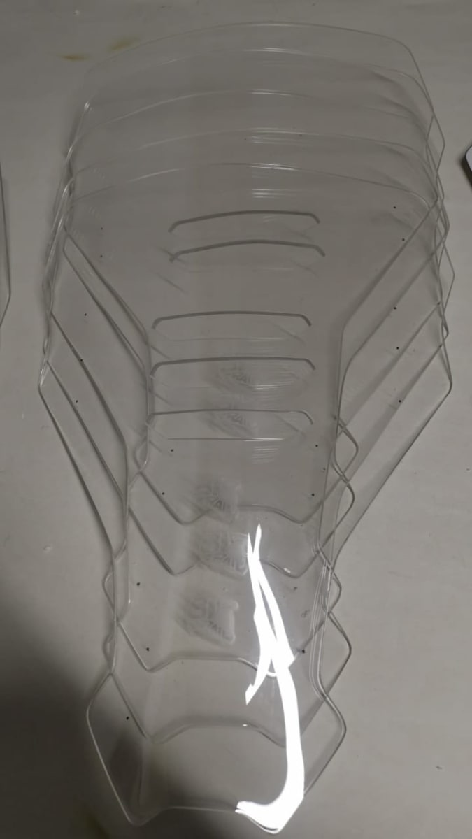 PARABRISAS MEDIANO AFRICA TWIN 10002