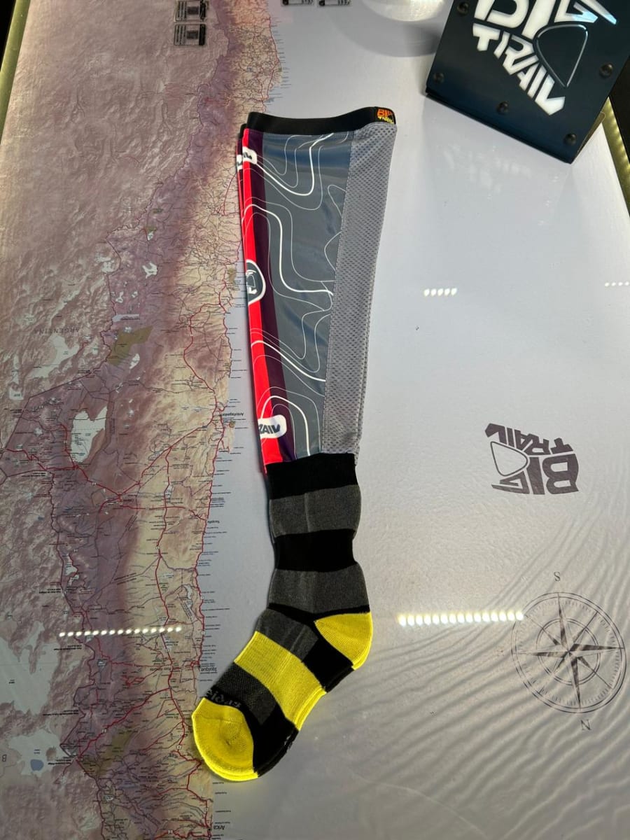 BIGTRAIL - CALCETIN AVENTURA VERTICAL AMARILLO2