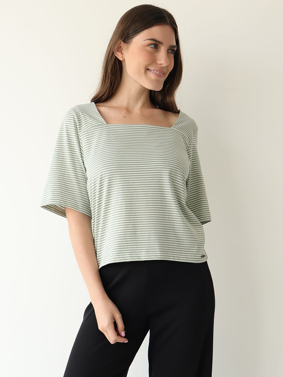 Polo Escote cuadrado