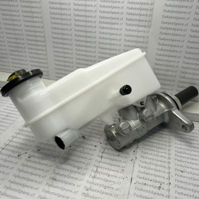 Bomba Freno HILUX (2.8, MT) 2016-20211
