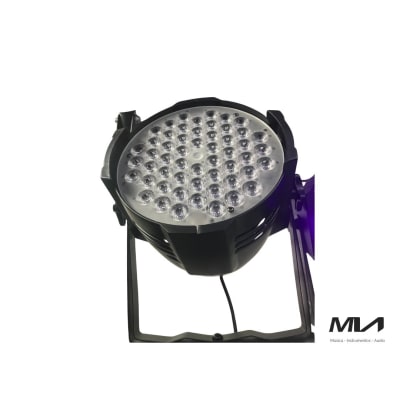 8070 Par led rgbwap 18x8 w SEGNO-MIA