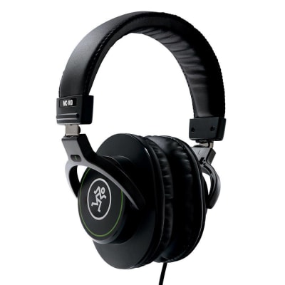 MC-100 Audífonos de monitoreo MACKIE1