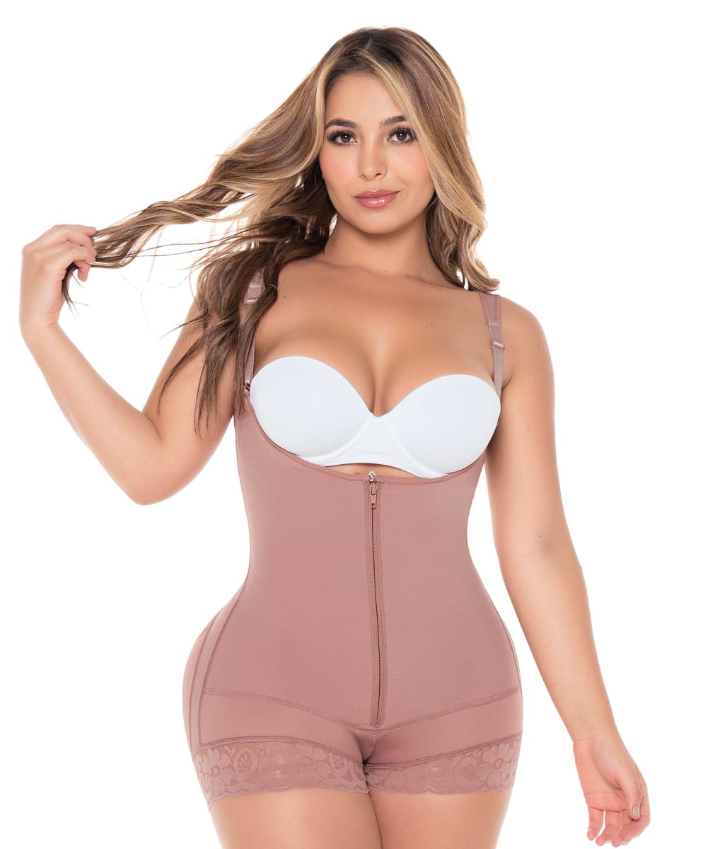 BODY CON ENCAJE1
