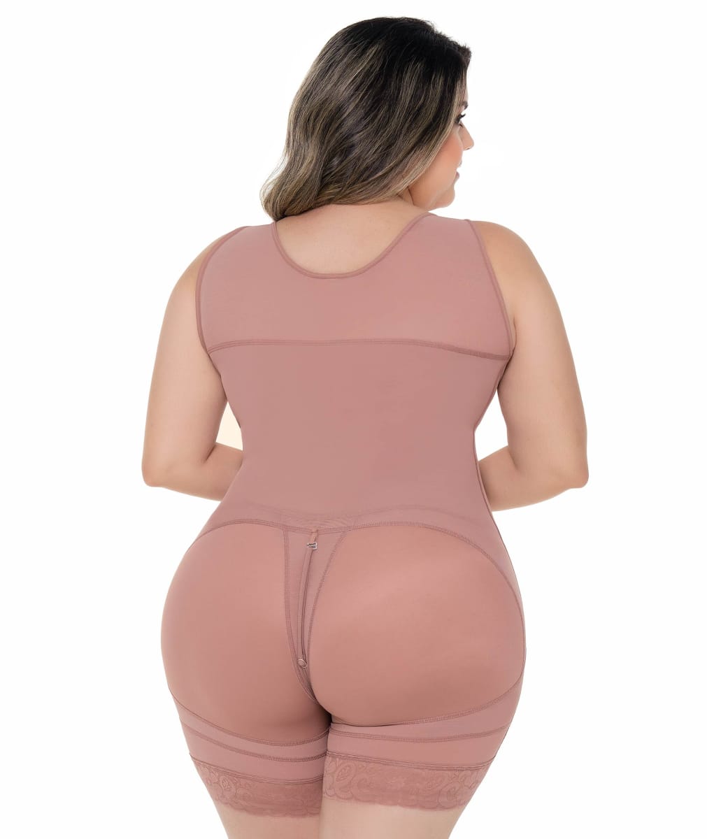 CACHETERO CON BROCHES11